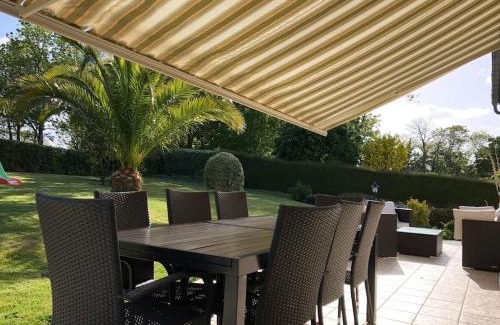 Etables-sur-Mer House | Spacieuse maison typique pour 10 personnes Vue mer plage à 10 minutes à pied- idéale pour des vacances ou un weekend en famille ou entre amis