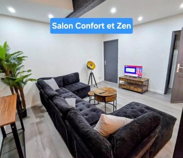 Foix Apartment | Spacieux 120 m2 en 3 chambres centre Foix - 2 sdb et 2 wc - Parking gratuit à 1 Minute