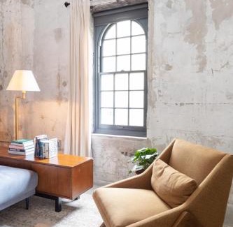 Westown Apartment | Spacious 1BR Near Fiserv with Rooftop, Gym, and Parking