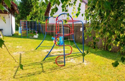 Jaroslawiec Apartment | Spacious 3-room apartment, summer pool