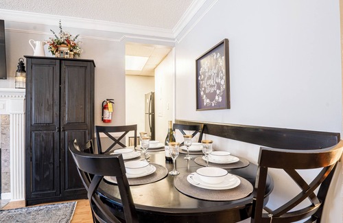 Gatlinburg Condo | Spacious 3BD, 3BA Condo with En Suite Bathrooms, 10 min Walk to Anakeesta