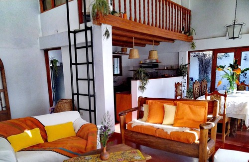 Urubamba House | Spacious,3bed+loftcottage 2-10people Wifi,parking
