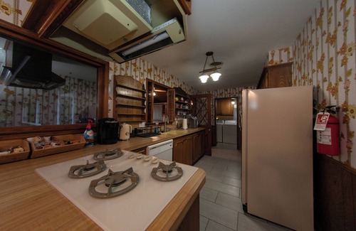 Norman House | Spacious 4-bedroom house in walking distance of OU Campus!