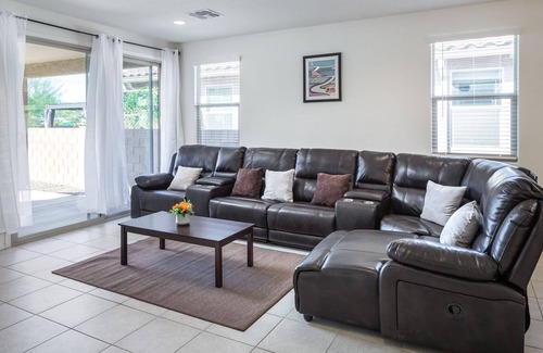 Tucson House | Spacious 4BR Home, 3BA, sleeps 8