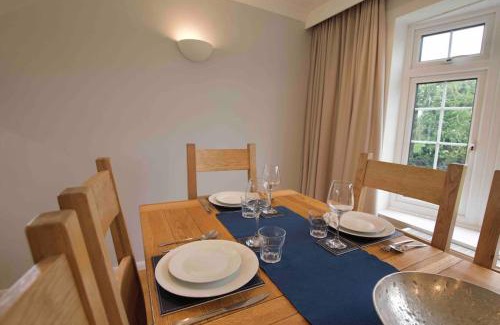 Frinton-on-Sea House | Spacious 5 bed in the countryside, close to Frinton-On-Sea