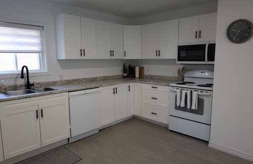 Timiskaming District House | Spacious 5-bedroom house for longer stays