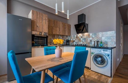 Avlabari Apartment | Spacious 76 qm Apartment Near City Center
