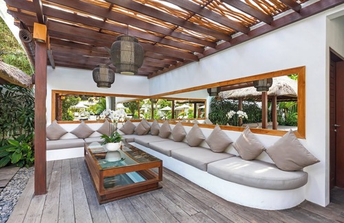 Drupadi Villa | Spacious, 8 Bedroom Villa in Seminyak
