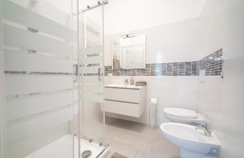 Stazione Apartment | Spacious Apartment - 4 Bedrooms and 3 Bathrooms