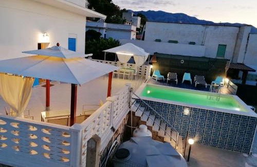 Alcamo Marina Apartment | Spacious apartment in Alcamo Marina 90 m² with shared pool