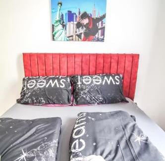 Grinzing House | Spacious Apartment in Floridsdorf Area PR9