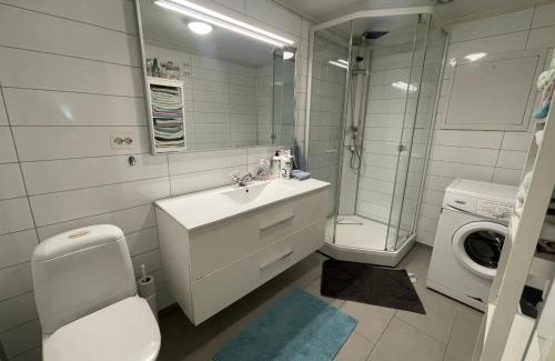 Grimstad Apartment | Spacious apartment with 4 bedrooms