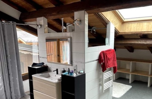 Bozel House | Spacious Bozel House - 10 minutes from Courchevel & Champagny