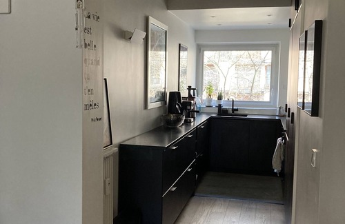 Quartier Sainte-Marguerite Apartment | Spacious, bright, arty apartment with dining terrace, 3CH, 2SDB