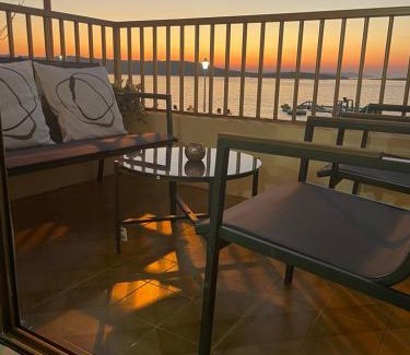 Qawra House | Spacious Bugibba Seafront Villa Free Parking & WiFi