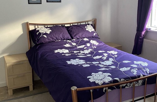 Plympton House | Spacious Bungalow in Plympton with great views of Dartmoor