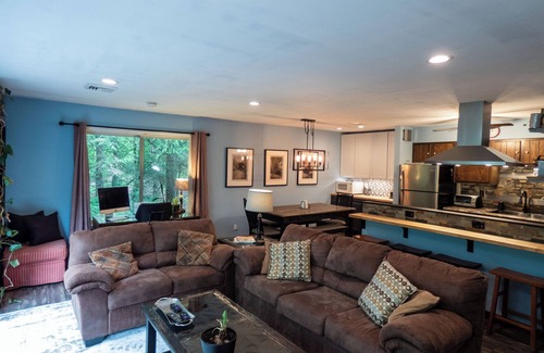 Monticello House | Spacious Catskills Home