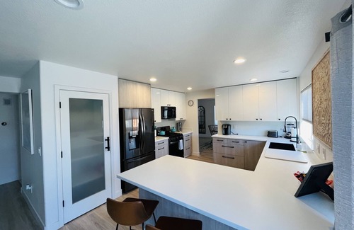 Sparks House | Spacious centrally located family home in Sparks Nv !