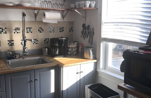 North Bergen House | Spacious, clean Aparment only 15 Minutes To NYC!