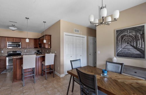 West Des Moines House | Spacious & Convenient Family Friendly 2.5 Bath Ground Floor Easy Access Kid Park