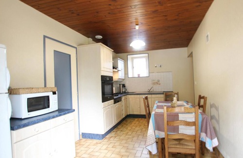 Servigny Cottage | Spacious countryside house with pets allowed