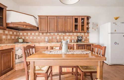 Castellammare Vucciria House | SPACIOUS DUPLEX IN DOWNTOWN-COMFORT AND LOCATION