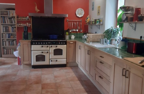 Senaillac-Lauzes House | Spacious family home on one level in the heart of Natural Regional Park