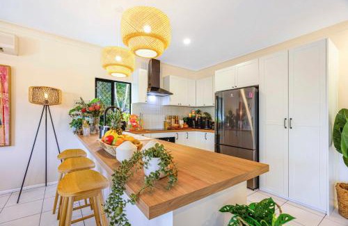 Trinity Park House | Spacious Family Fun with SUV Hire, Games, Full Kitchen