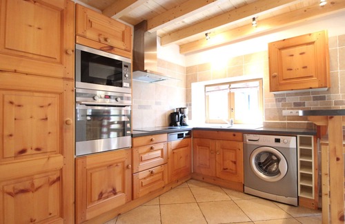 Val Cenis Apartment | Spacious 10-Person Duplex Apartment in Heart of Lanslebourg, Val-Cenis