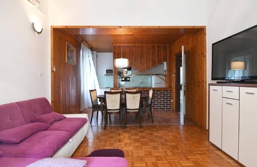 Dobropoljana Apartment | Spacious ground floor apartment Primavera