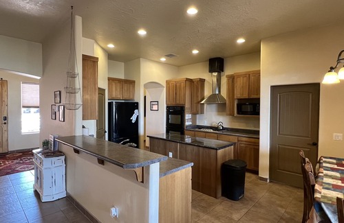 Page House | Spacious Home close to all Lake Powell activities