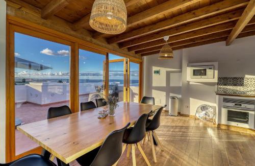 Garachico House | Spacious Home with Tropical Garden, BBQ, Near Seaside
