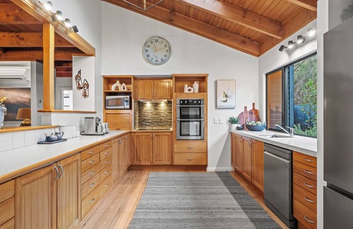 Queenstown House | Spacious, luxury accommodation, spectacular views
