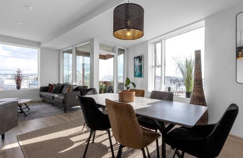 Hliðar Apartment | Spacious Luxury 3BR Apartment with 2 bathrooms 1003