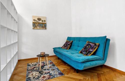 Vinohrady Apartment | Spacious & Modern Apartment by Wenceslas Square