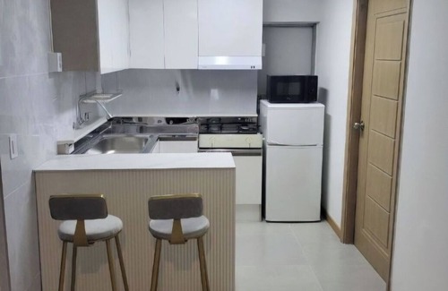 Hannamil-tong Apartment | Spacious Newly Renovated Home