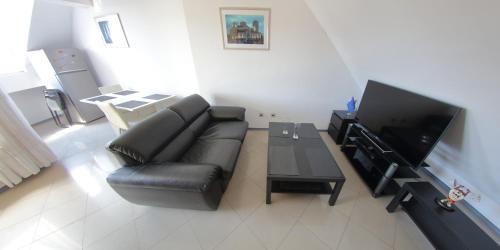 Sofia City Center Apartment | Spacious Penthouse Sofia