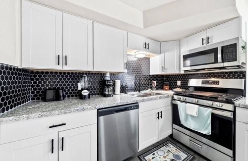 Tucson House | Spacious & Private Tucson Getway Near Downtown!