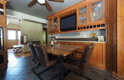 Okanagan-Similkameen House | Spacious Property with Relaxing Backyard Living Space. License No: 00113555