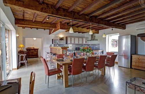 Neronde Cottage | Spacious property with non-heated pool near Roanne