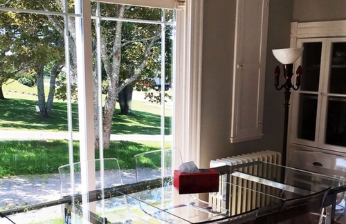 Lower Woods Harbour House | Spacious, Renovated Late Victorian, Close to Harbour and Beautiful Cockawit Bay