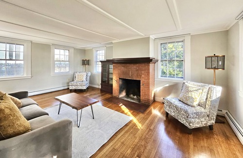 Newton Upper Falls House | Spacious Single House in Newton