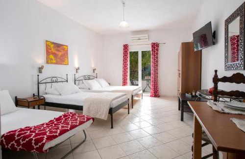 Dragano House | Spacious Studios Lefkada Mountain View Near Beach