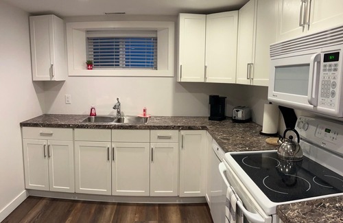 South Lethbridge House | Spacious Suite in Central Location