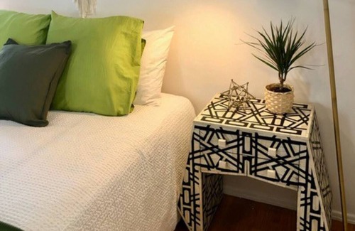 Old Town Apartment | Spacious Sunny Bright Private Apartment