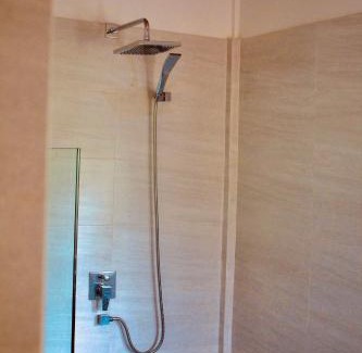 Huong Thuy House | Spacious view house 2BR