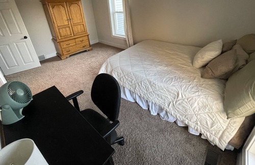 DeWitt House | Spare Bedroom Rental in Cozy Home