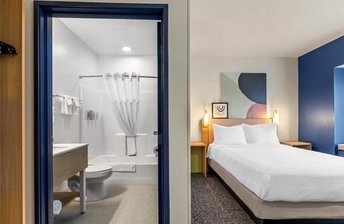 Wilkes-Barre Hotel | Spark by Hilton Wilkes Barre
