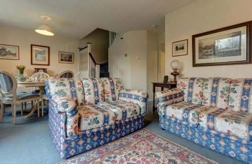 Cuddesdon House | Sparrows Nest