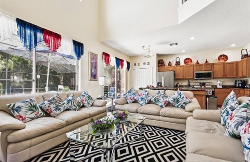 Lake Berkley Villa | SPECTACULAR DISNEY THEME HOME 7 Bed Lake Pool 24HR Spa GameRm 5 King Beds